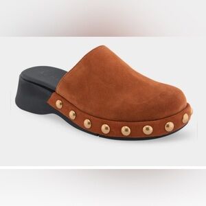 Aerosoles Faye Suede Clog with grommet detail Gingerbread size 8